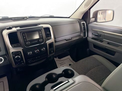 Used 2019 RAM 1500 Classic SLT image 22