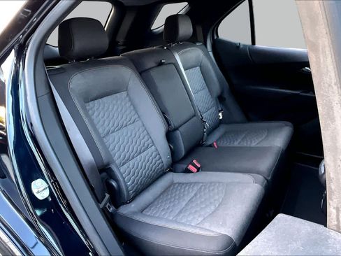 Used 2021 Chevrolet Equinox LT FWD image 20