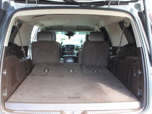 Used 2017 GMC Yukon XL Denali AWD/4WD image 15