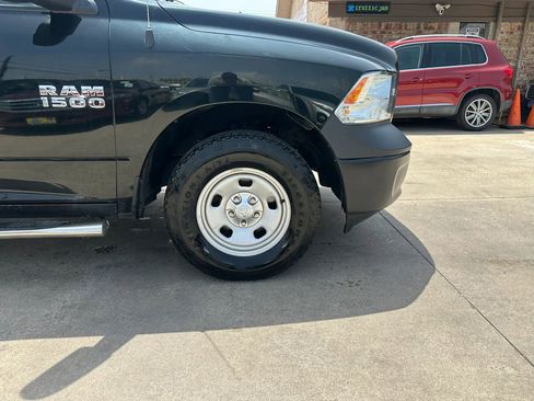 Used 2017 RAM 1500 Tradesman w/ Popular Equipment Group AWD/4WD image 3