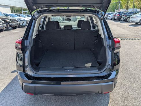 Used 2024 Nissan Rogue S AWD/4WD image 12