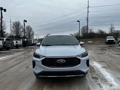 Used 2025 Ford Escape ST-Line Select image 3