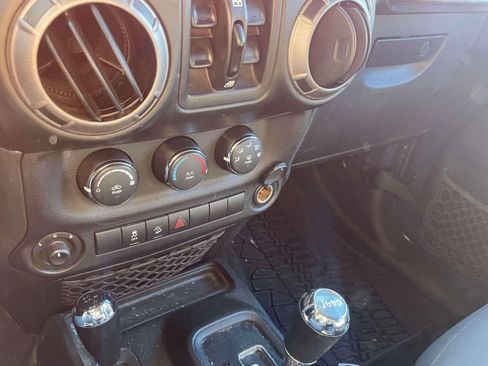 Used 2017 Jeep Wrangler Unlimited Sport w/ Quick Order Package 24S image 26