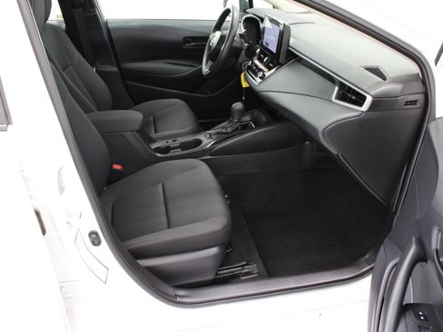 Used 2026 Toyota Corolla LE FWD image 34
