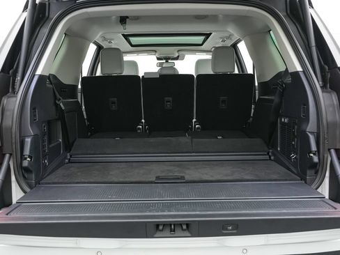 Certified 2025 Ford Expedition Platinum AWD/4WD image 27