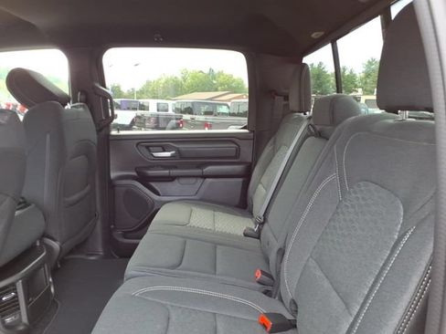 New 2026 RAM 1500 Express AWD/4WD image 7