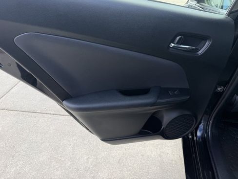 Used 2021 Toyota Prius XLE image 15