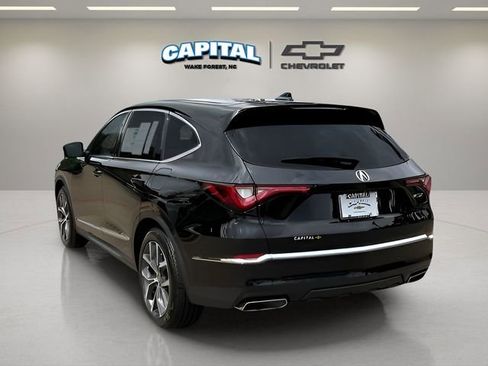 Used 2023 Acura MDX FWD w/ Technology Package image 11