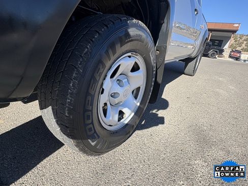 Used 2010 Toyota Tacoma 4x4 Access Cab image 13