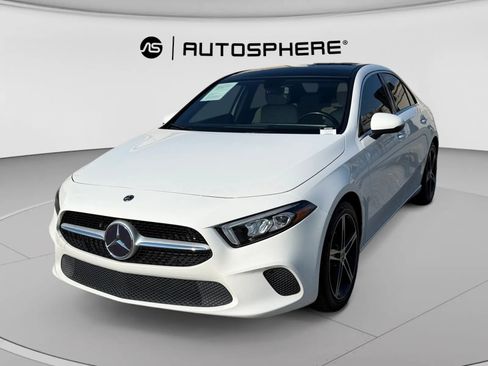 Used 2022 Mercedes-Benz A 220 4MATIC image 3