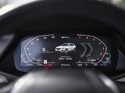 Used 2021 BMW X5 xDrive45e w/ Premium Package 3 image 32