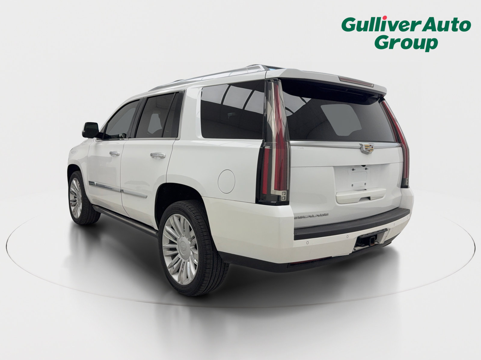 Used 2016 Cadillac Escalade Platinum AWD/4WD image 4