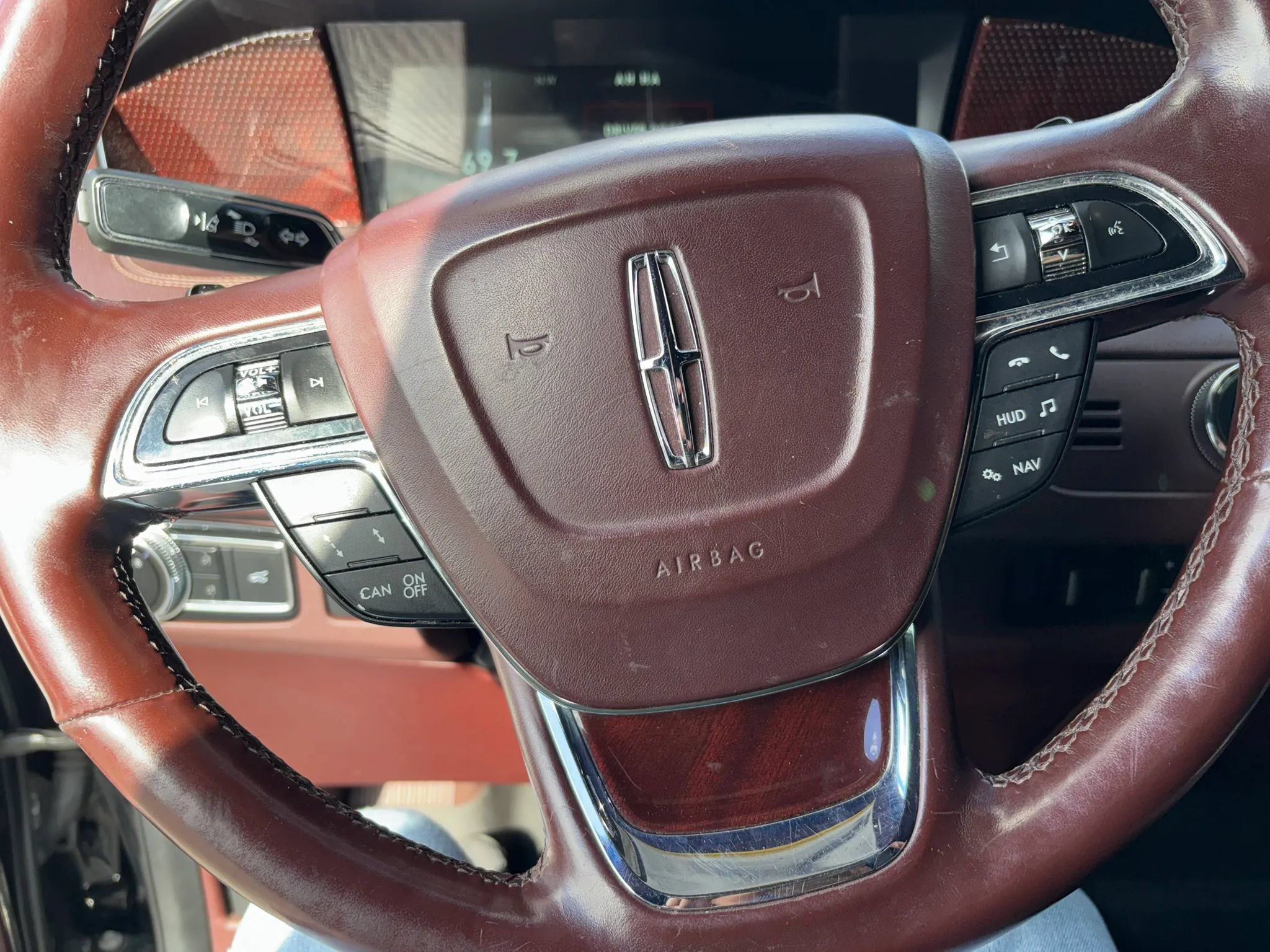 Used 2018 Lincoln Navigator Black Label w/ Cargo Package AWD/4WD image 21