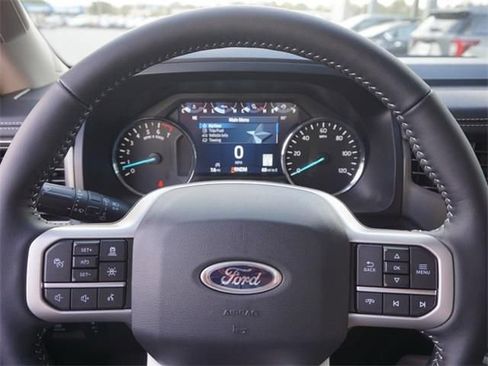 New 2024 Ford Expedition Max XLT image 28