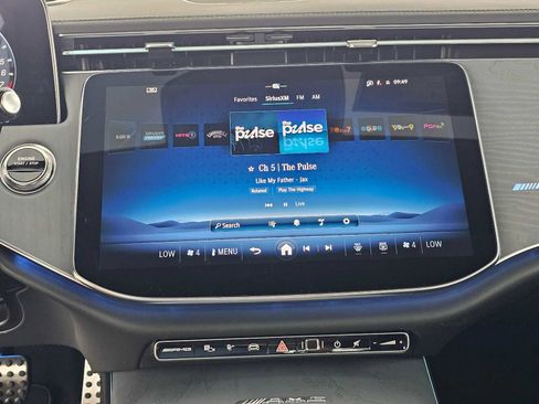 New 2026 Mercedes-Benz E 53 AMG e 4MATIC Sedan image 25