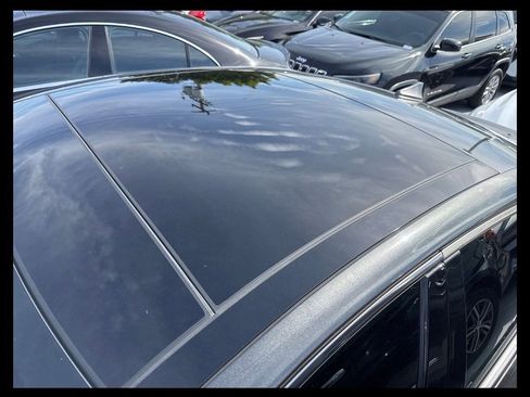 Used 2023 Genesis G70 3.3T w/ Sport Prestige Package image 4