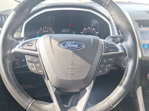 Used 2019 Ford Edge SEL AWD/4WD image 22