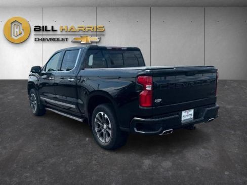 Used 2022 Chevrolet Silverado 1500 High Country w/ Max Trailering Package AWD/4WD image 7