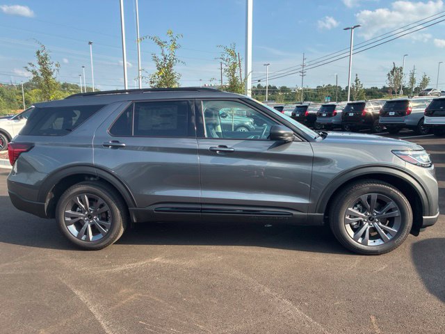 New 2026 Ford Explorer Active w/ Active Comfort Package AWD/4WD image 11