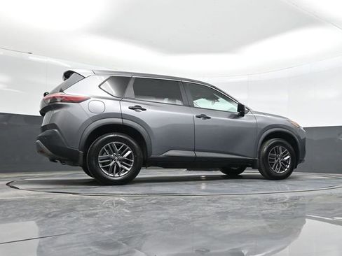 Used 2023 Nissan Rogue S image 36