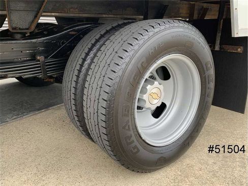 Used 2023 Chevrolet Express 3500 w/ Power Convenience Package image 21