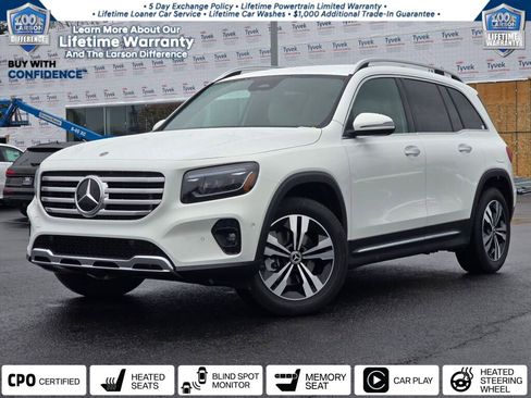 Used 2025 Mercedes-Benz GLB 250 4MATIC image 1
