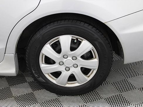 Used 2013 Honda Civic LX image 16