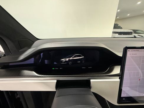 Used 2022 Tesla Model X Plaid image 33