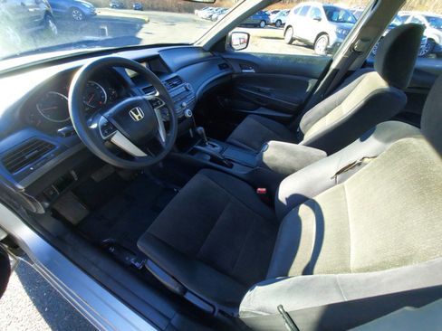 Used 2010 Honda Accord LX image 7