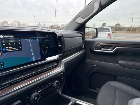 Used 2023 Chevrolet Silverado 1500 RST w/ Z71 Off-Road Package image 37