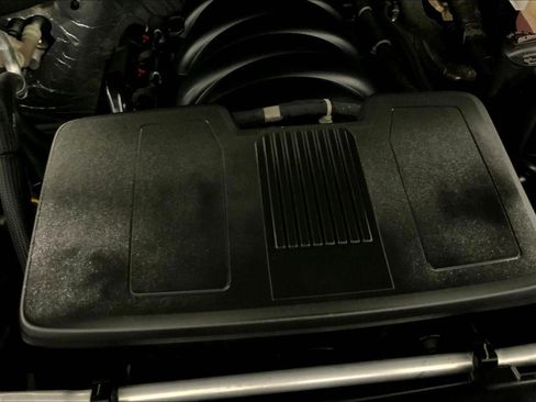 Used 2025 Chevrolet Tahoe High Country image 32