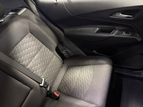 Used 2021 Chevrolet Equinox LT AWD/4WD image 14