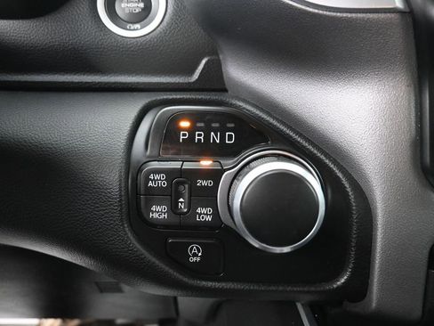 Used 2024 RAM 1500 Big Horn AWD/4WD image 19