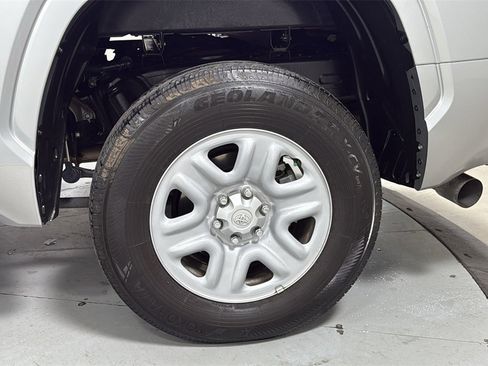 Used 2025 Toyota Tundra SR image 23