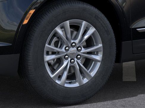 New 2026 Cadillac XT5 Luxury w/ LPO, Floor Liner Package AWD/4WD image 40