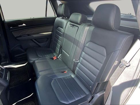 Used 2021 Volkswagen Atlas Cross Sport SEL Premium R-Line w/ Cross Sport MDO Package AWD/4WD image 31