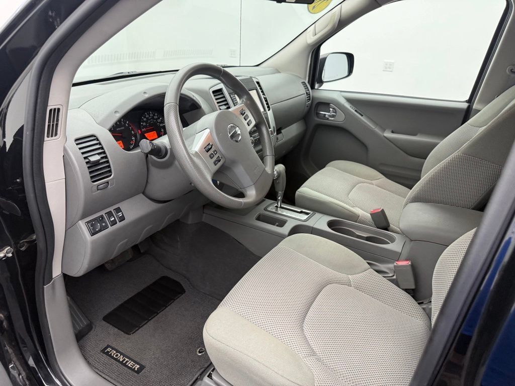 Used 2019 Nissan Frontier SV AWD/4WD image 15