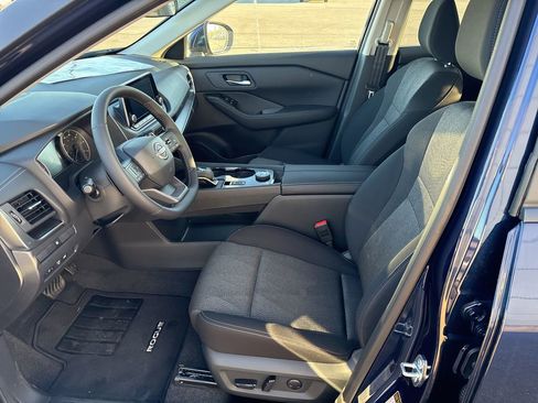 New 2026 Nissan Rogue SV AWD/4WD image 16