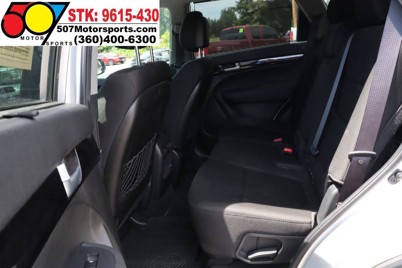 Used 2015 Kia Sorento LX AWD/4WD image 13