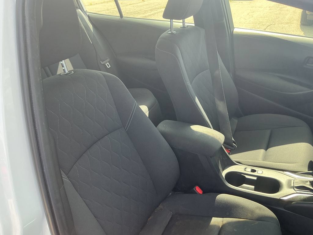 Used 2023 Toyota Corolla LE w/ LE Convenience Package FWD image 18