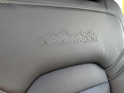 Used 2022 RAM 1500 Big Horn AWD/4WD image 14