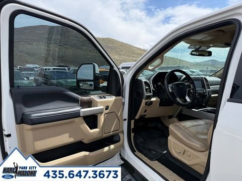Used 2019 Ford F350 Lariat w/ Lariat Value Package AWD/4WD image 15