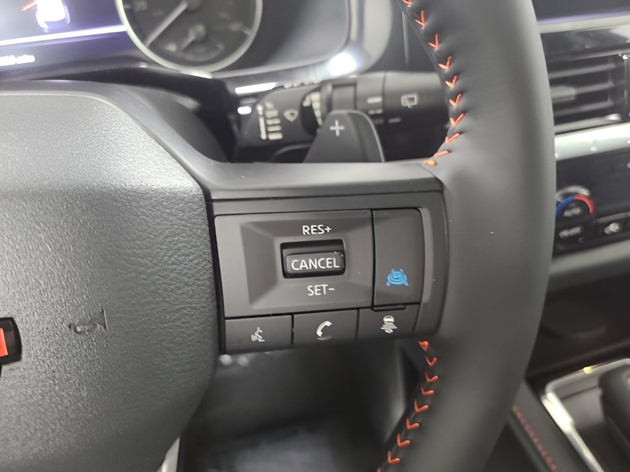 Used 2026 Nissan Pathfinder Rock Creek w/ Rock Creek Premium Package AWD/4WD image 29