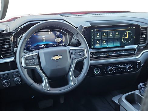 Used 2022 Chevrolet Silverado 1500 LT w/ Protection Package image 17