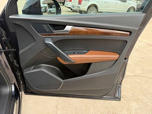 Used 2020 Audi Q5 2.0T Premium Plus w/ Premium Plus Package image 30