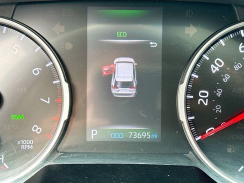 Used 2021 Toyota RAV4 XLE Premium AWD/4WD image 12