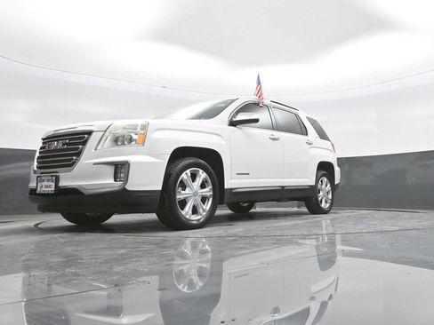 Used 2017 GMC Terrain SLT w/ Open Road Package AWD/4WD image 41