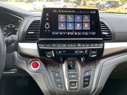 Used 2025 Honda Odyssey Sport-L image 16