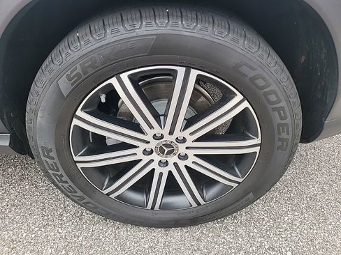 Used 2025 Mercedes-Benz GLE 350 4MATIC image 7