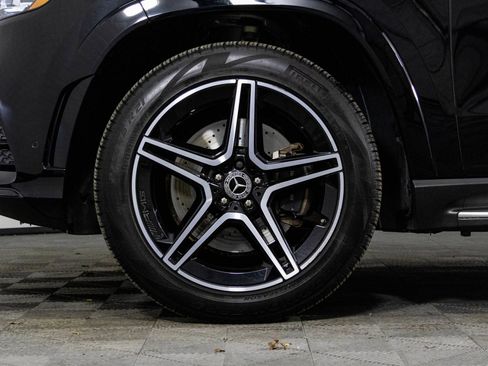 Used 2022 Mercedes-Benz GLS 450 4MATIC image 45